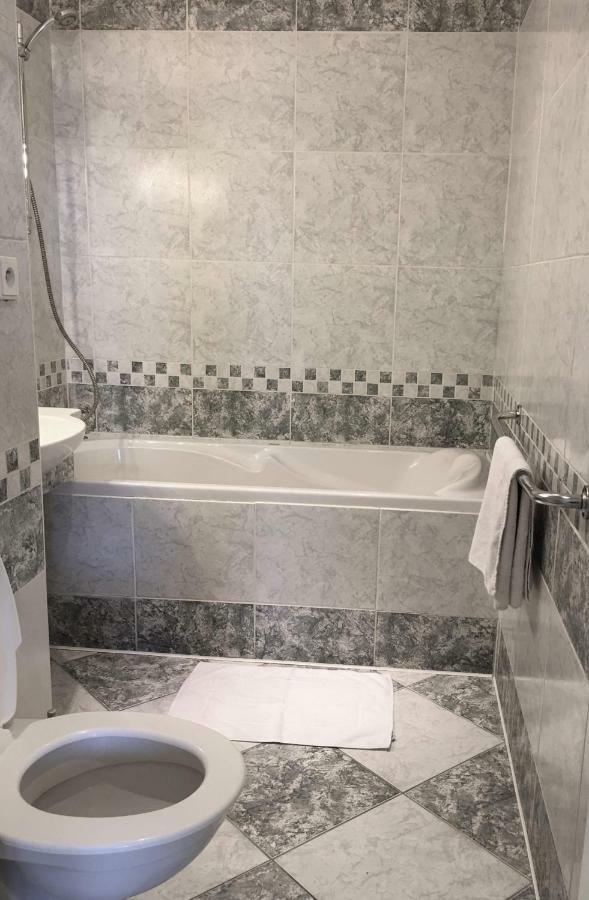 Apartman Elizabeth Cheb Eksteriør billede